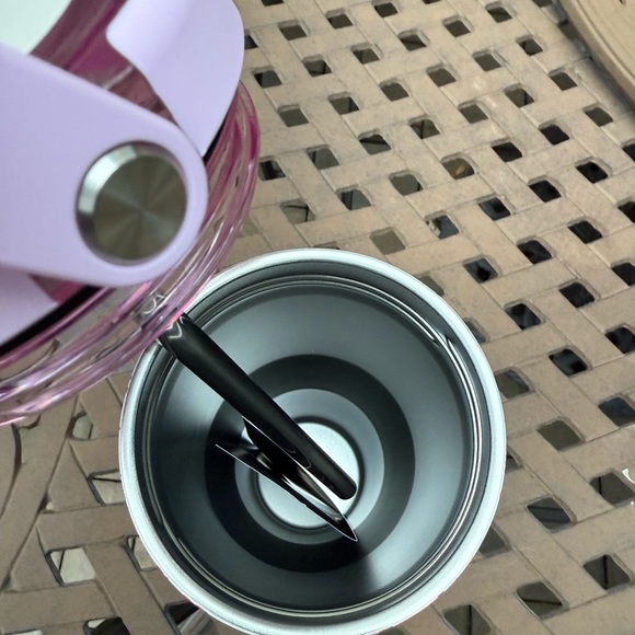 NWT- BruMate RESA 35oz Bow Tumbler - Picture 3 of 5